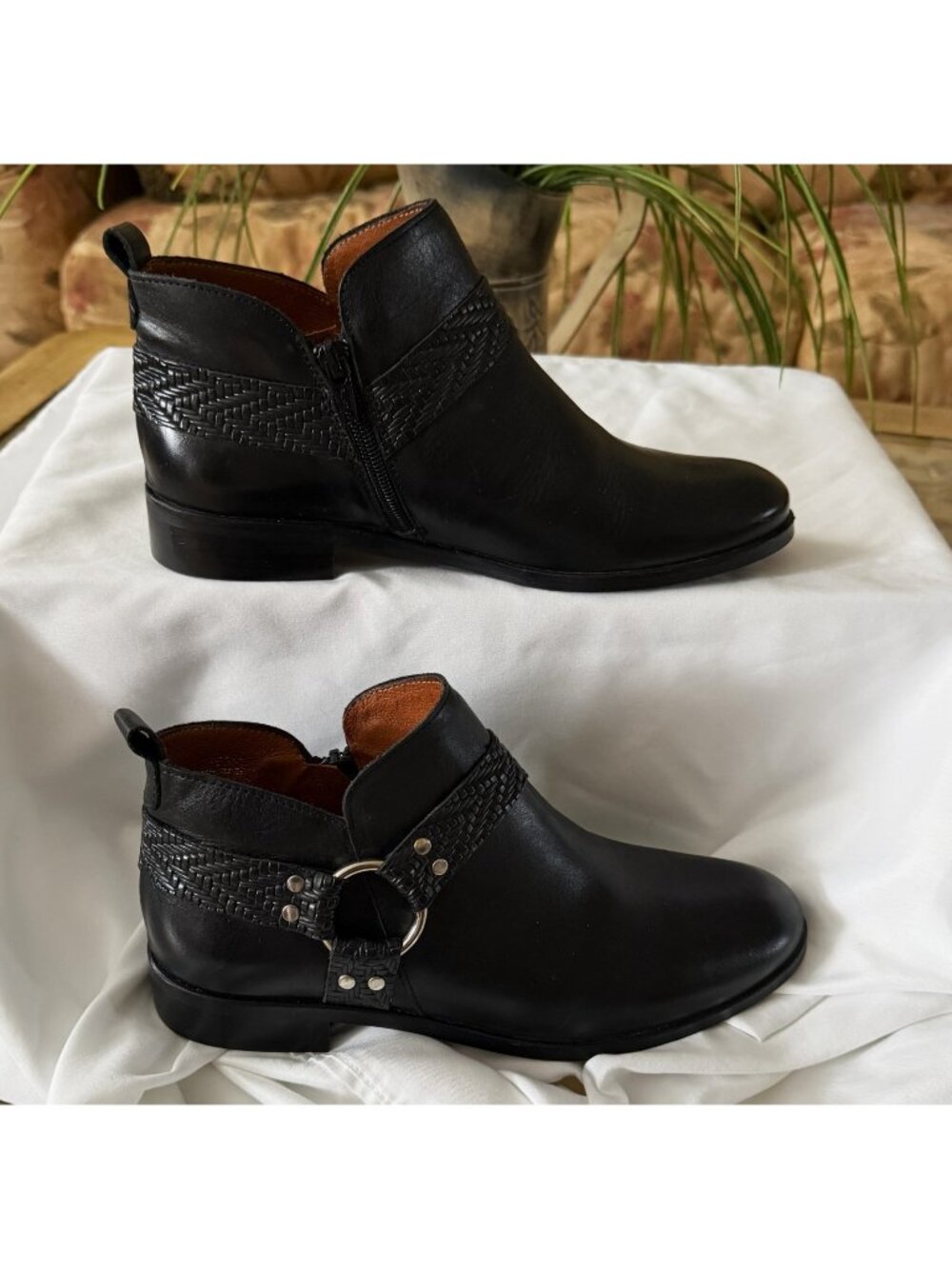 Marroqui Sanchez Made in Spain Black Leather Harness Ankle Boots Sz. 6.5 BN